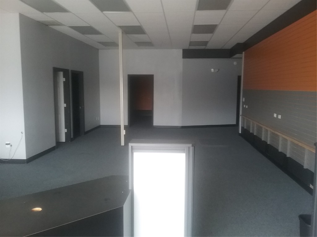 1146 Blairs Ferry Road NE Cedar Rapids IA 52402