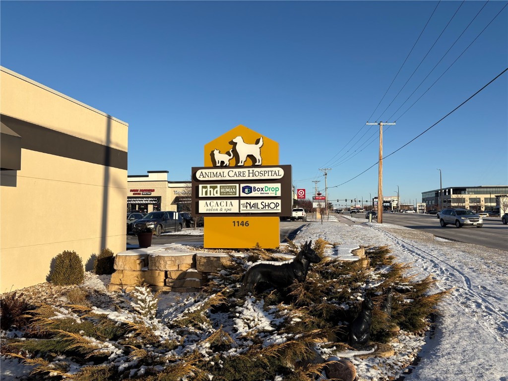 1146 Blairs Ferry Road NE Cedar Rapids IA 52402