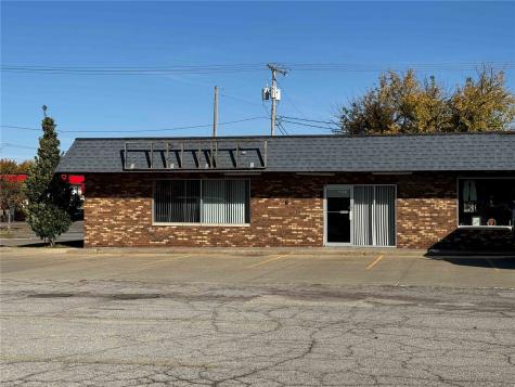 1155 Grand Avenue Marion IA 52302