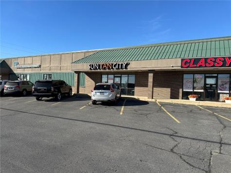 2164 Blairs Ferry Road Hiawatha IA 52233