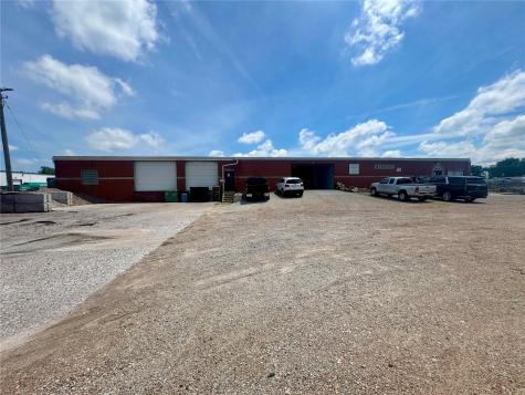 205 35th Street Bettendorf IA 52722