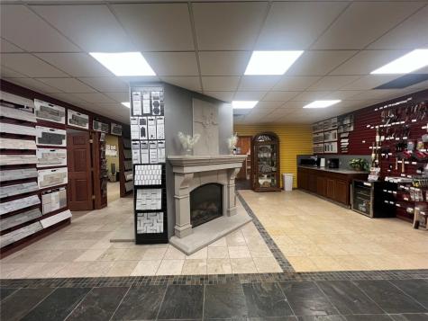 205 35th Street Bettendorf IA 52722
