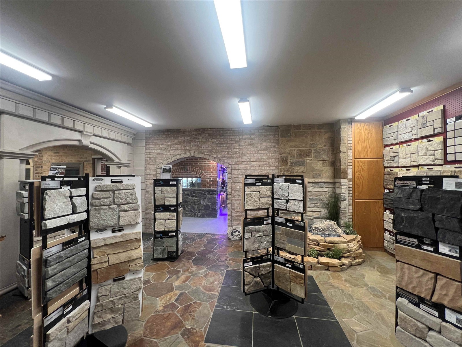 205 35th Street Bettendorf IA 52722