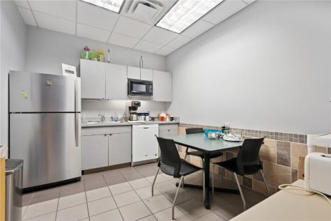 4840 N River Boulevard NE Cedar Rapids IA 52411