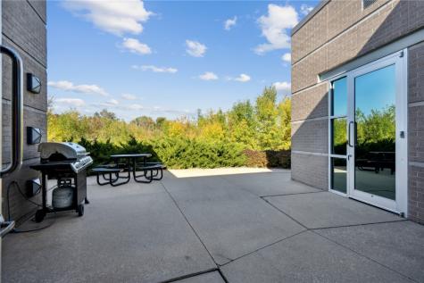 4840 N River Boulevard NE Cedar Rapids IA 52411