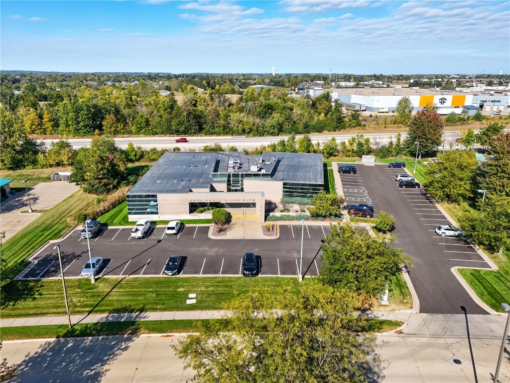 4840 N River Boulevard NE Cedar Rapids IA 52411