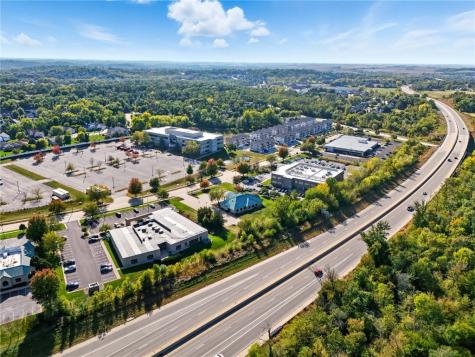 4840 N River Boulevard NE Cedar Rapids IA 52411