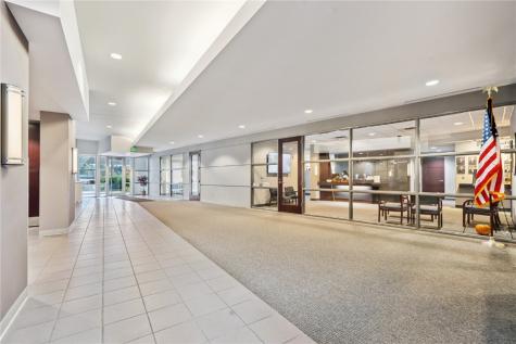 4840 N River Boulevard NE Cedar Rapids IA 52411