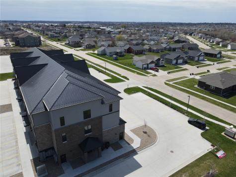 2861 Prairie Hill Drive Marion IA 52302