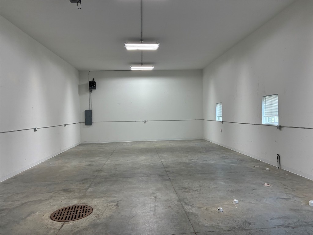 1154 Capital Drive SW Cedar Rapids IA 52404