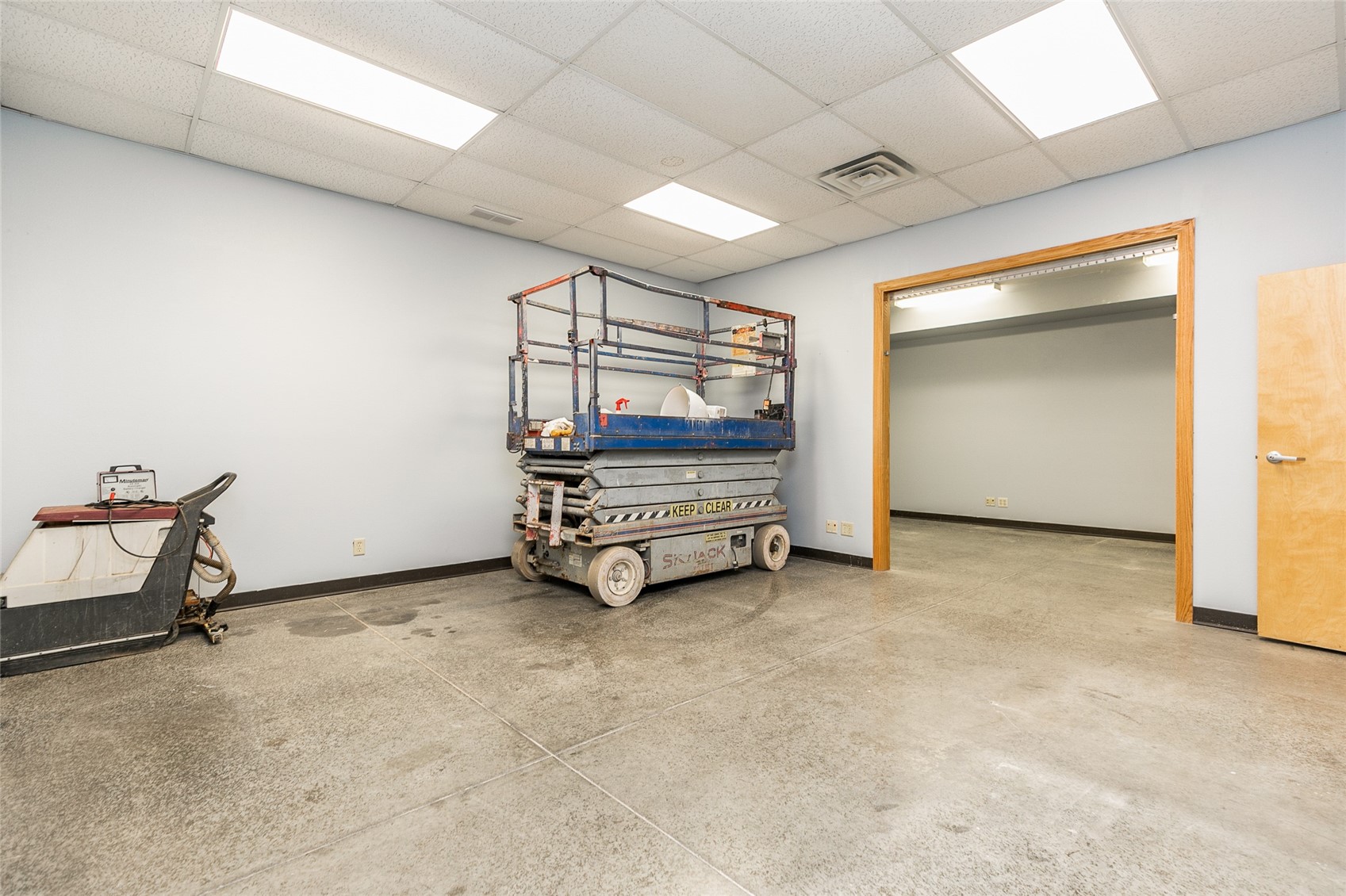2224 Heinz Iowa City IA 52249