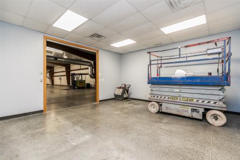 2224 Heinz Iowa City IA 52249