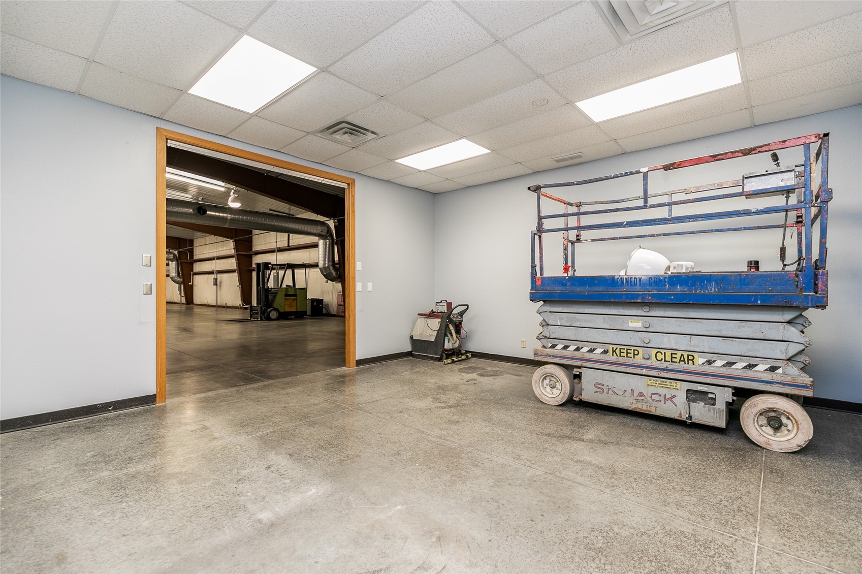 2224 Heinz Iowa City IA 52249