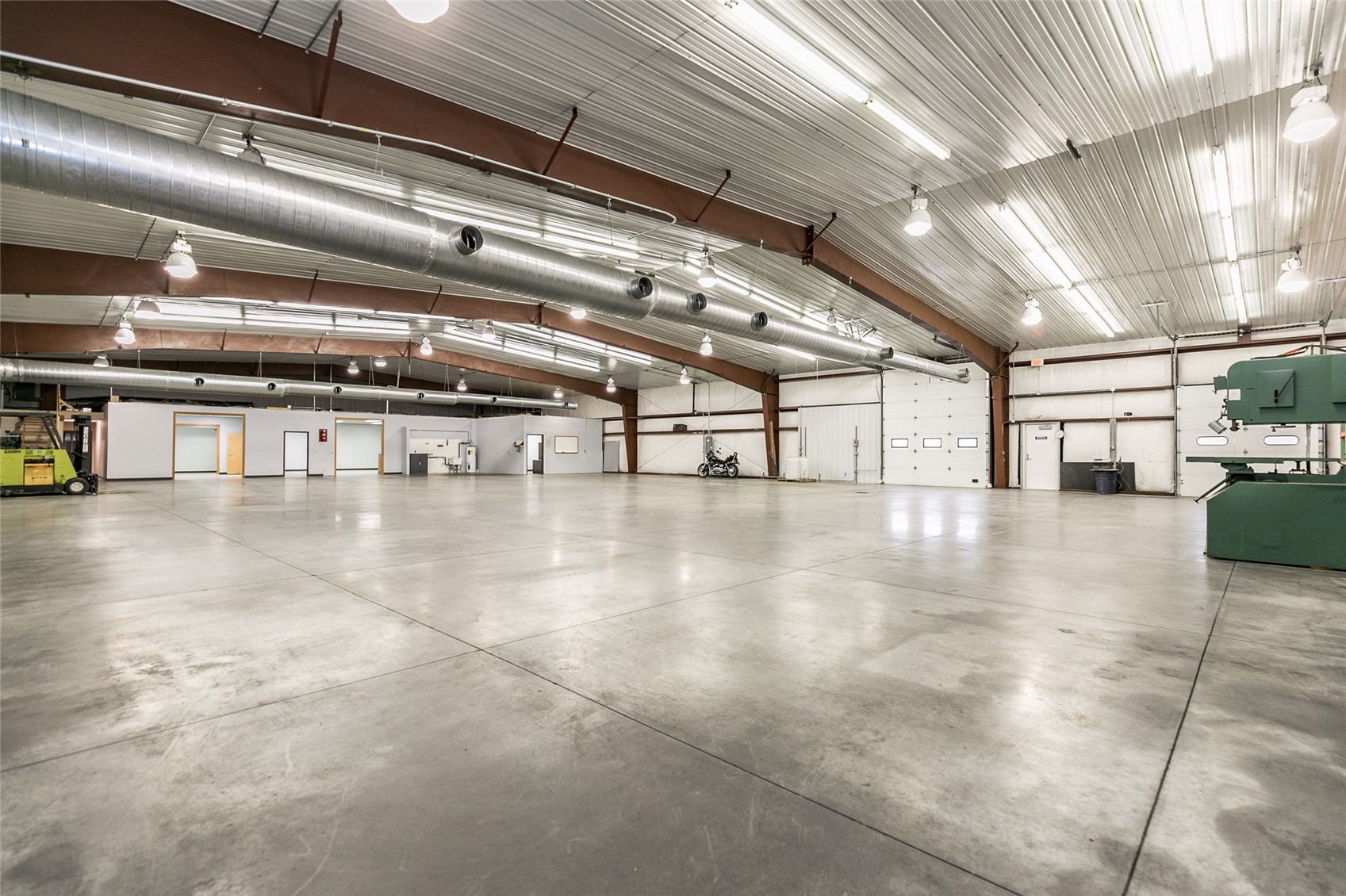 2224 Heinz Iowa City IA 52249