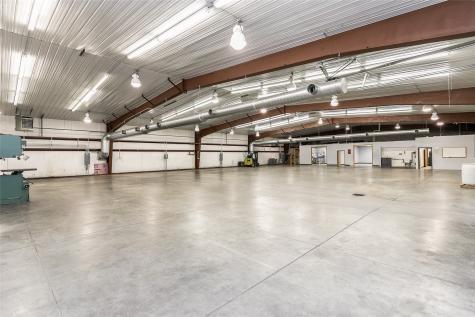 2224 Heinz Iowa City IA 52249