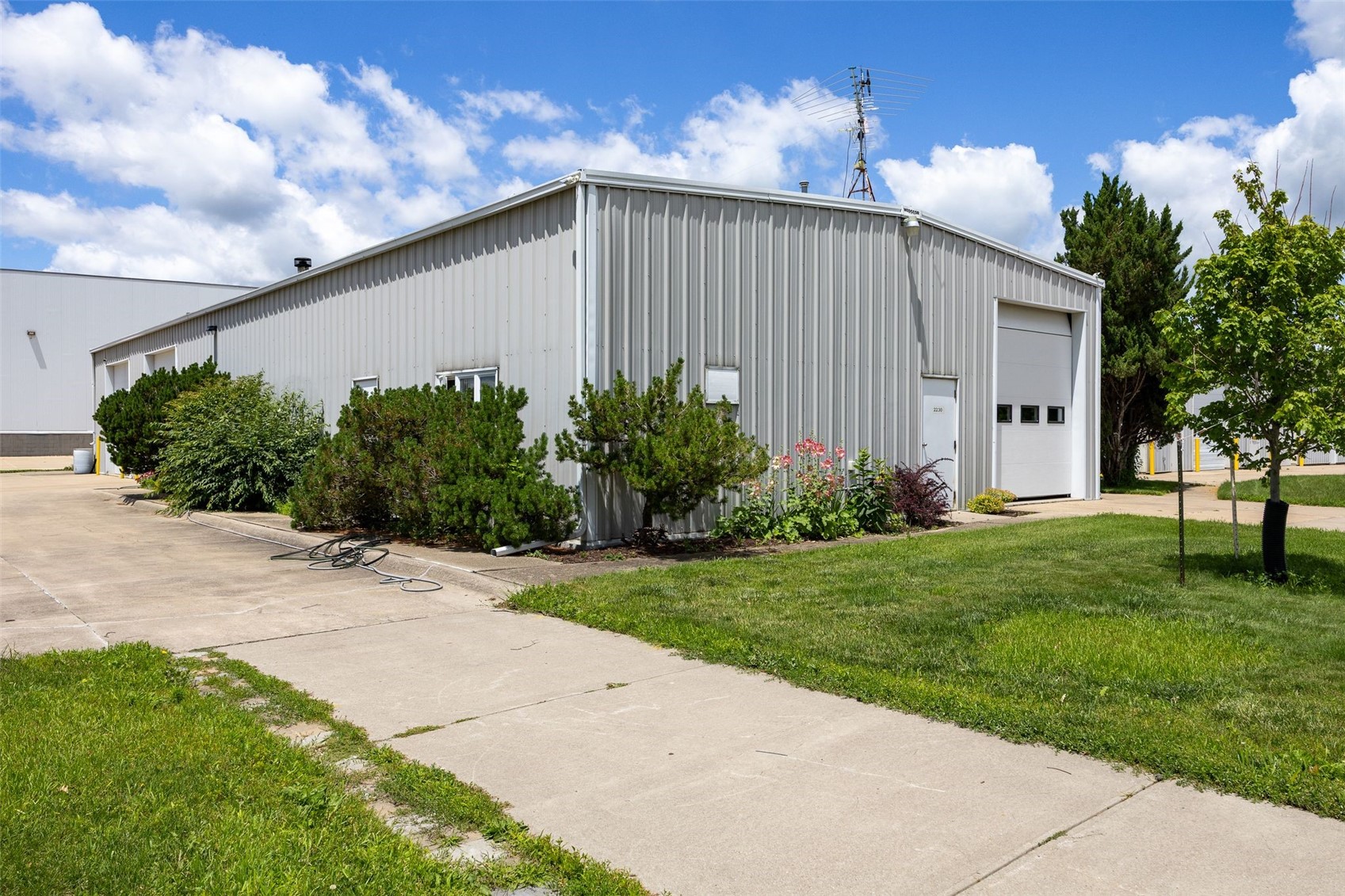 2224 Heinz Iowa City IA 52249