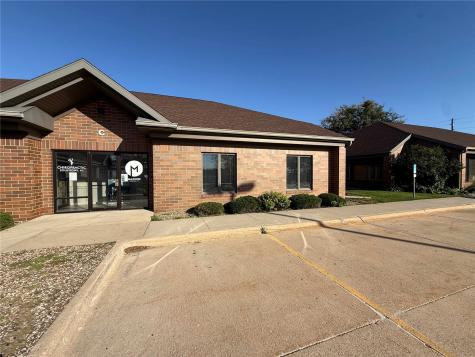 1350 Boyson Road Hiawatha IA 52233