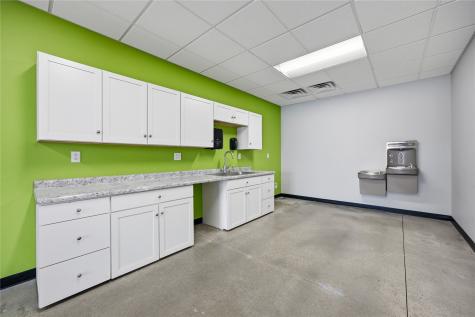 1199 44th Street Marion IA 52302