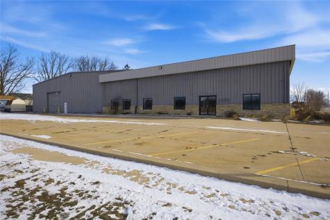 1199 44th Street Marion IA 52302
