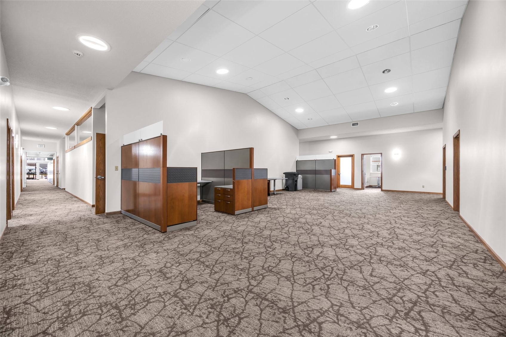 5825 Dry Creek Lane NE Cedar Rapids IA 52402
