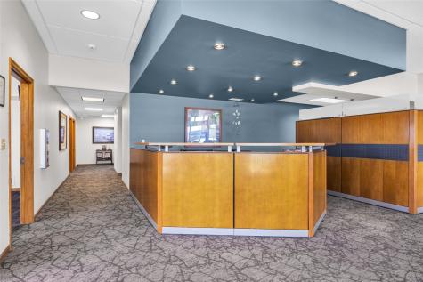 5825 Dry Creek Lane NE Cedar Rapids IA 52402
