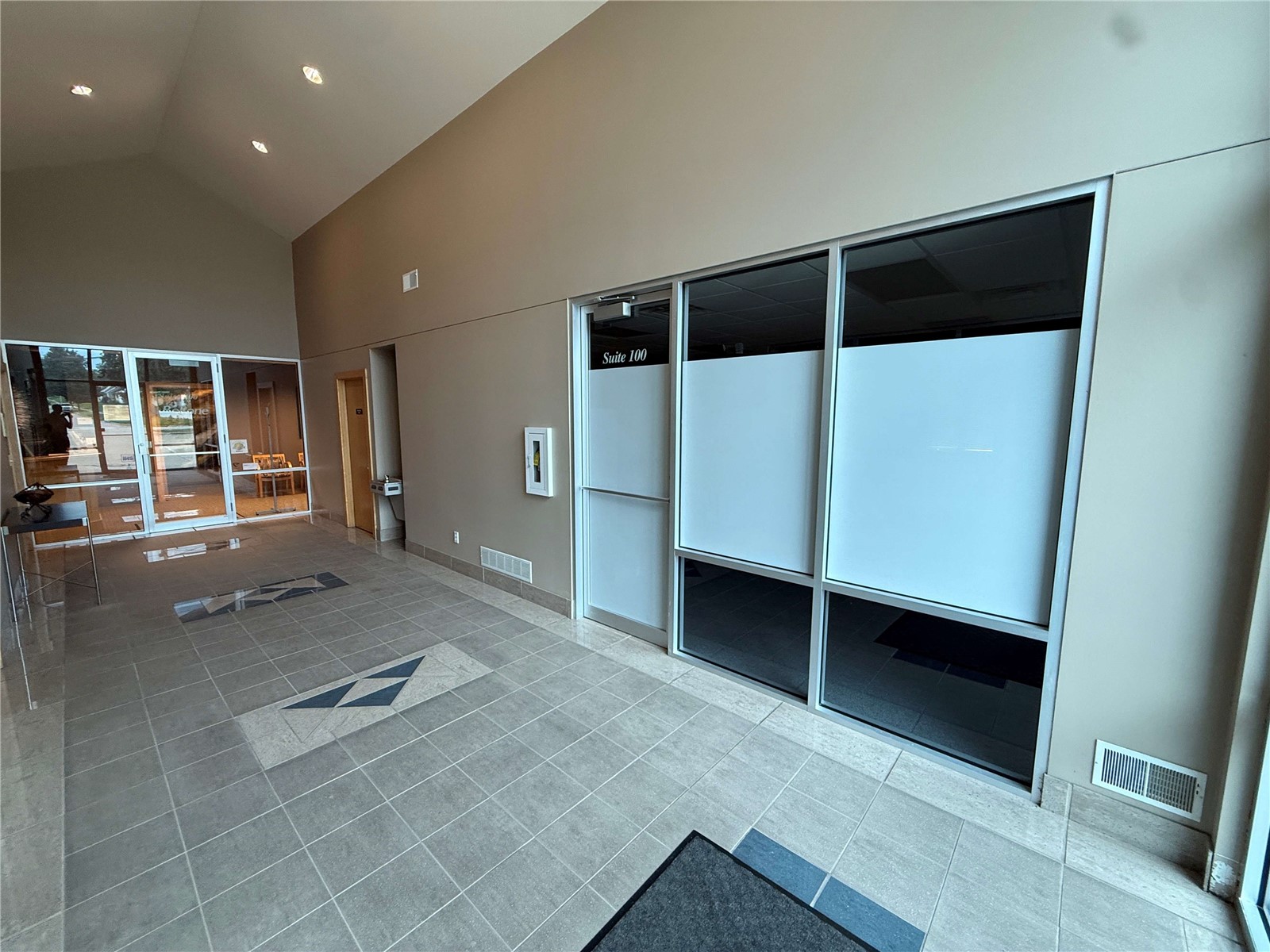 3717 Center Point Road NE Cedar Rapids IA 52402