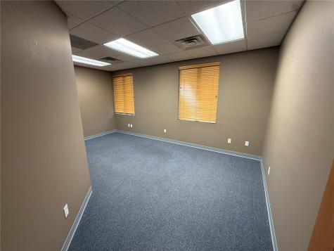 3717 Center Point Road NE Cedar Rapids IA 52402