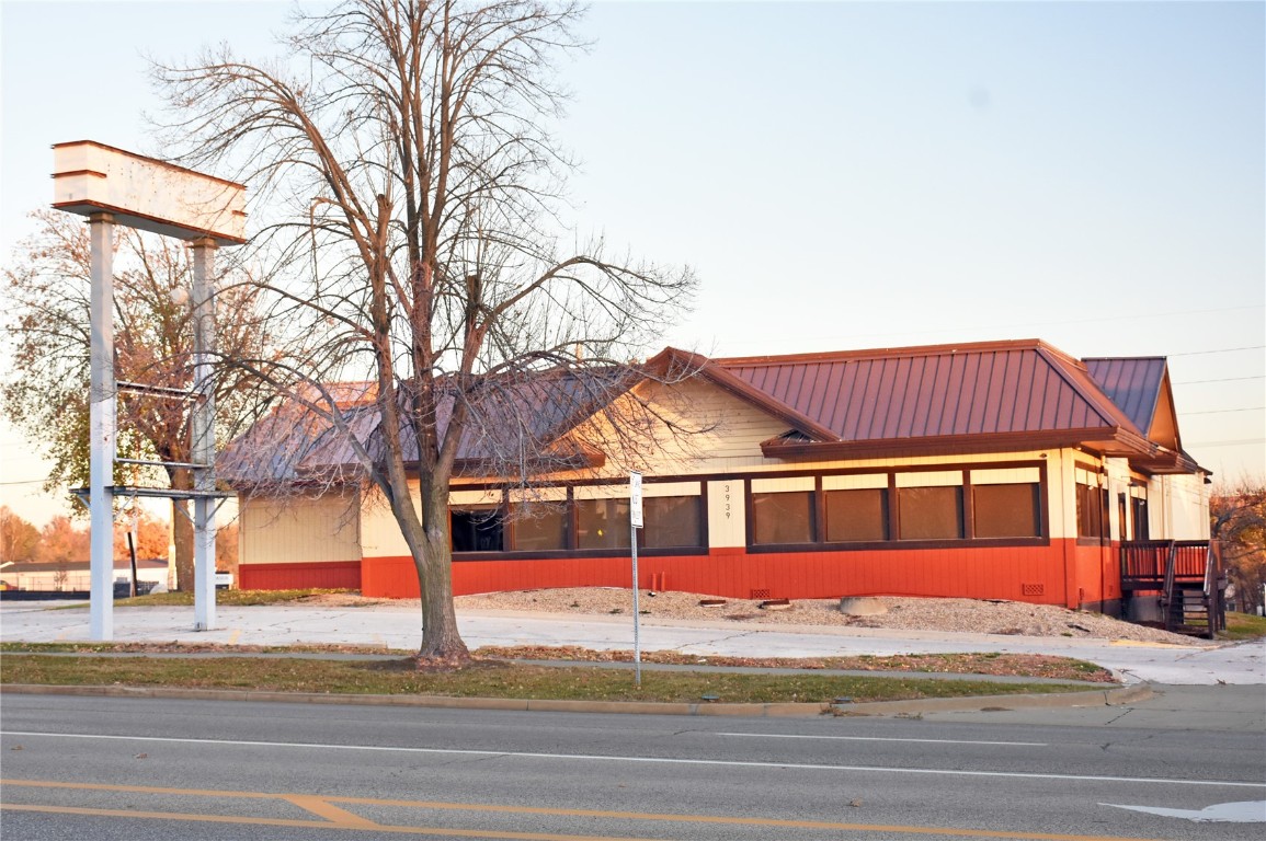 3939 1st Avenue SE Cedar Rapids IA 52402