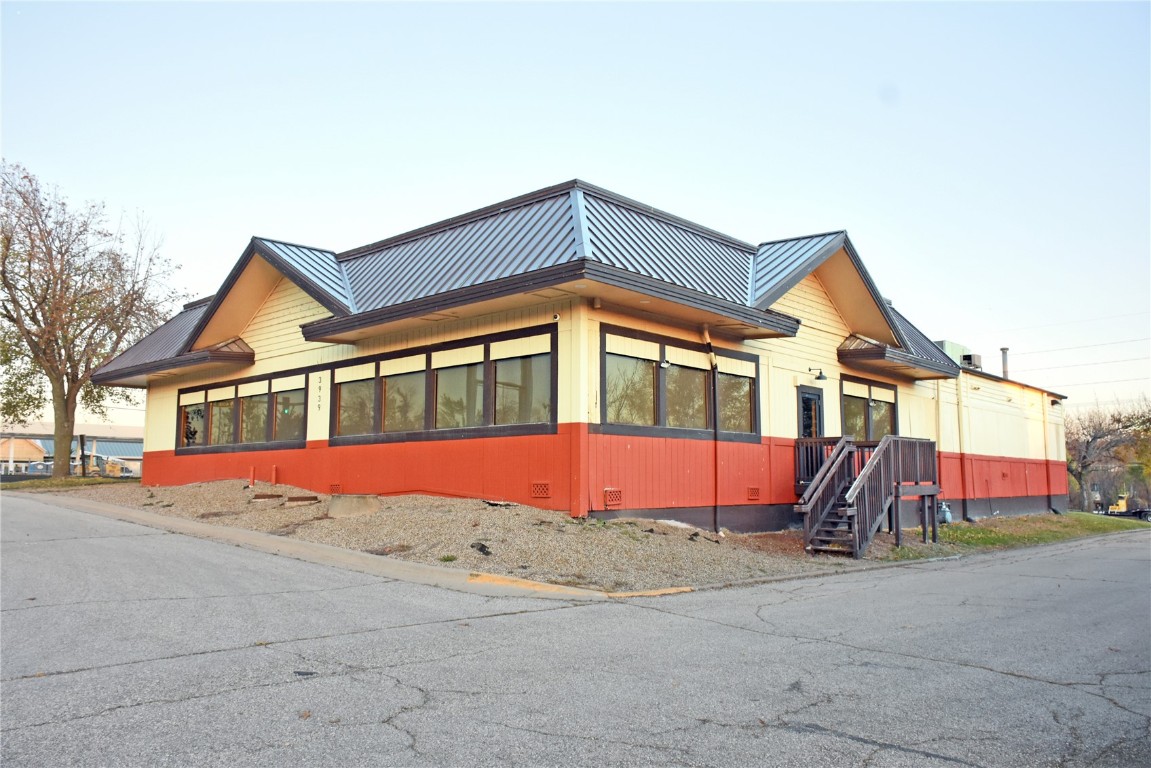 3939 1st Avenue SE Cedar Rapids IA 52402