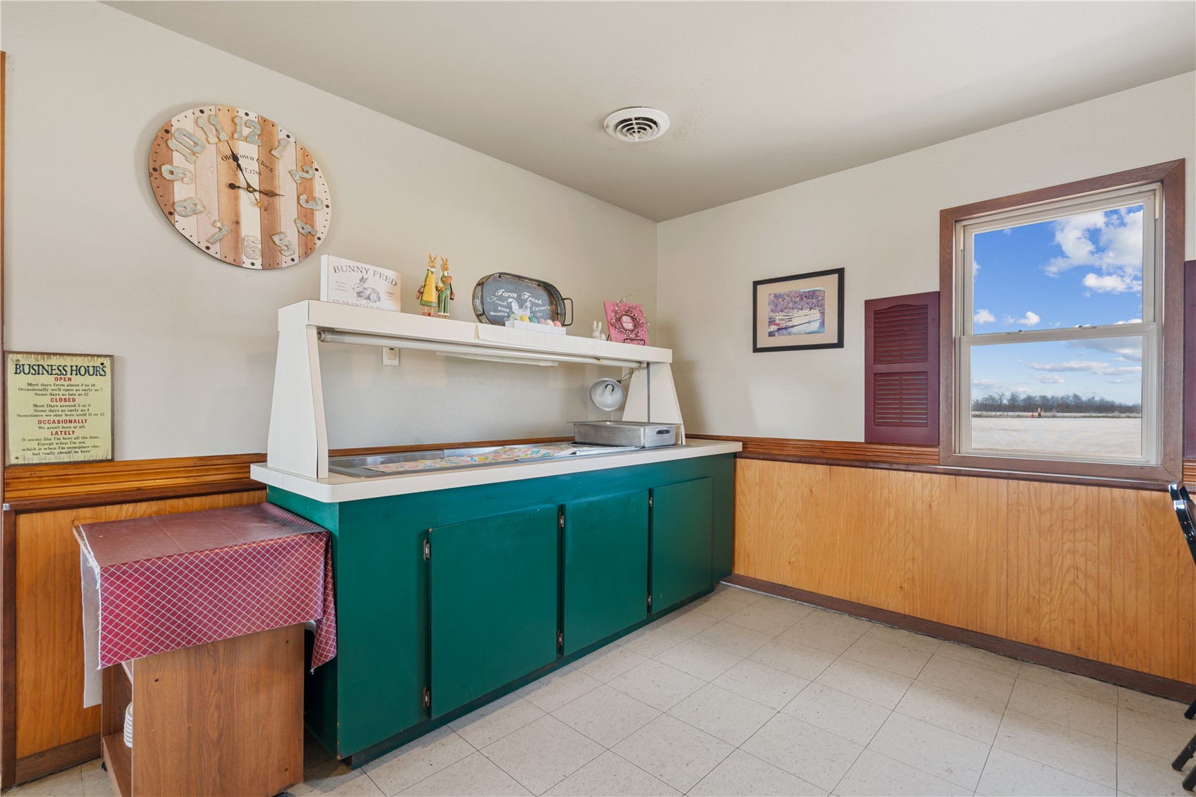 28534 Us 18 Mcgregor IA 52157