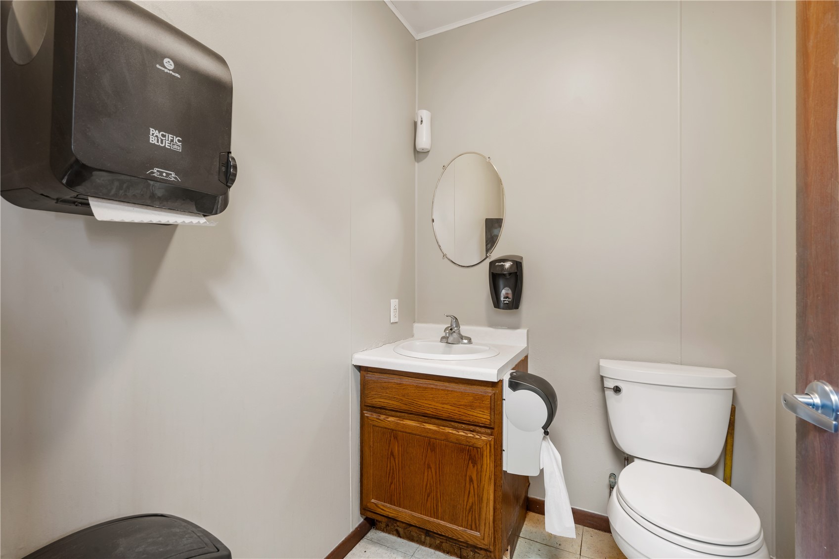 28534 Us 18 Mcgregor IA 52157