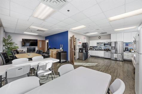 5021 Duffy Drive NE Cedar Rapids IA 52402