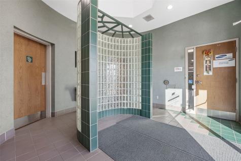 5021 Duffy Drive NE Cedar Rapids IA 52402