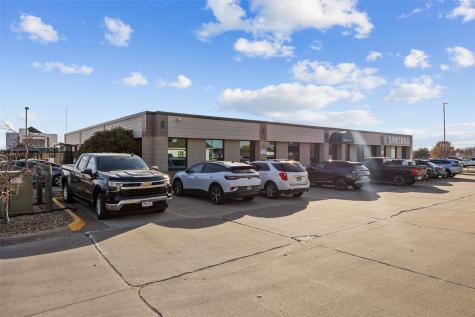 5021 Duffy Drive NE Cedar Rapids IA 52402