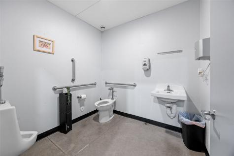 1750 Robins Road Hiawatha IA 52333