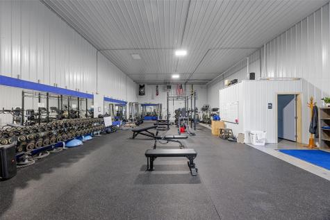 1750 Robins Road Hiawatha IA 52333