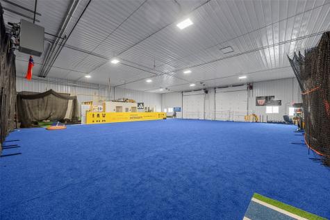 1750 Robins Road Hiawatha IA 52333