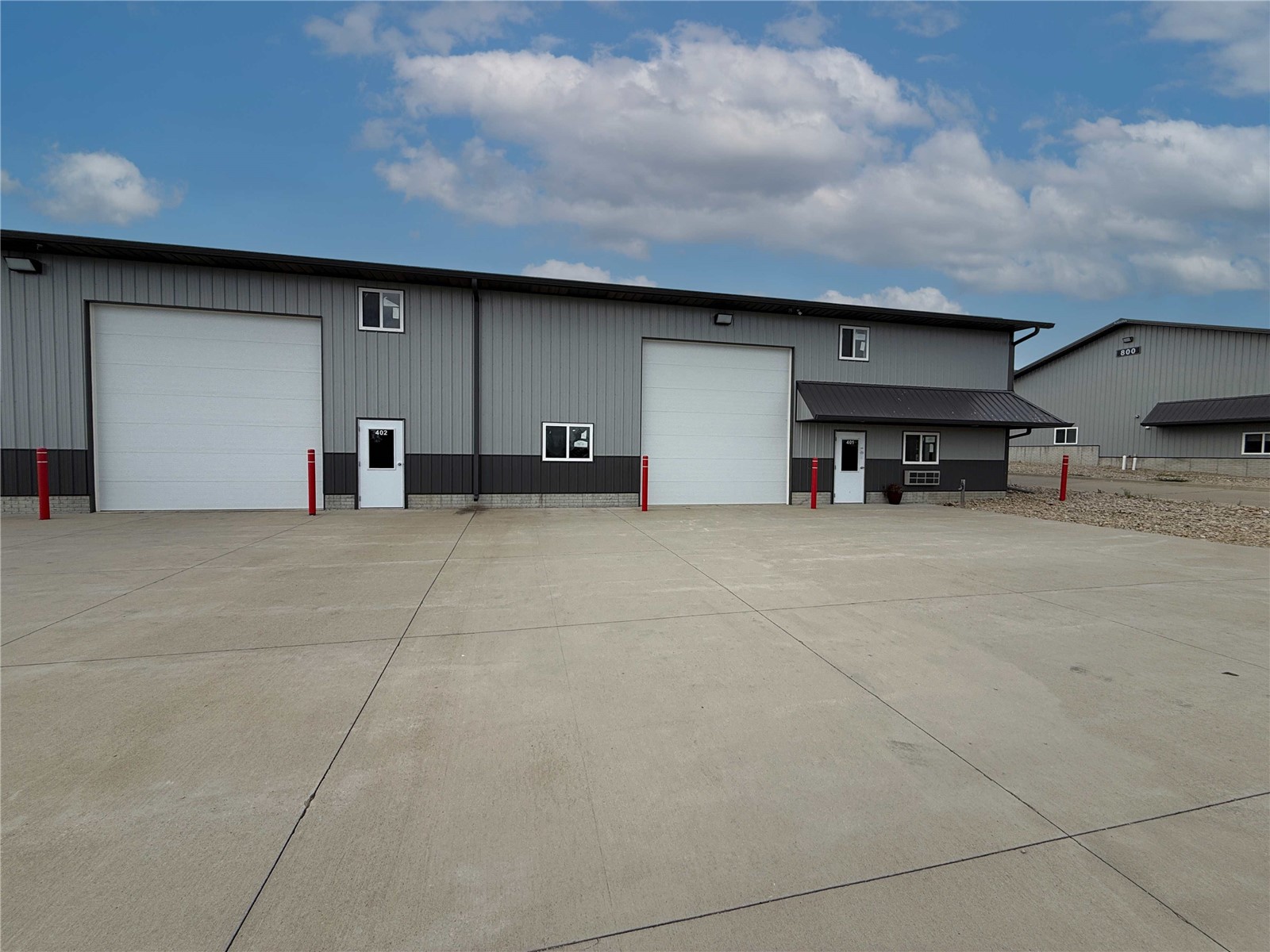 3230 N Center Point Road Robins IA 52302