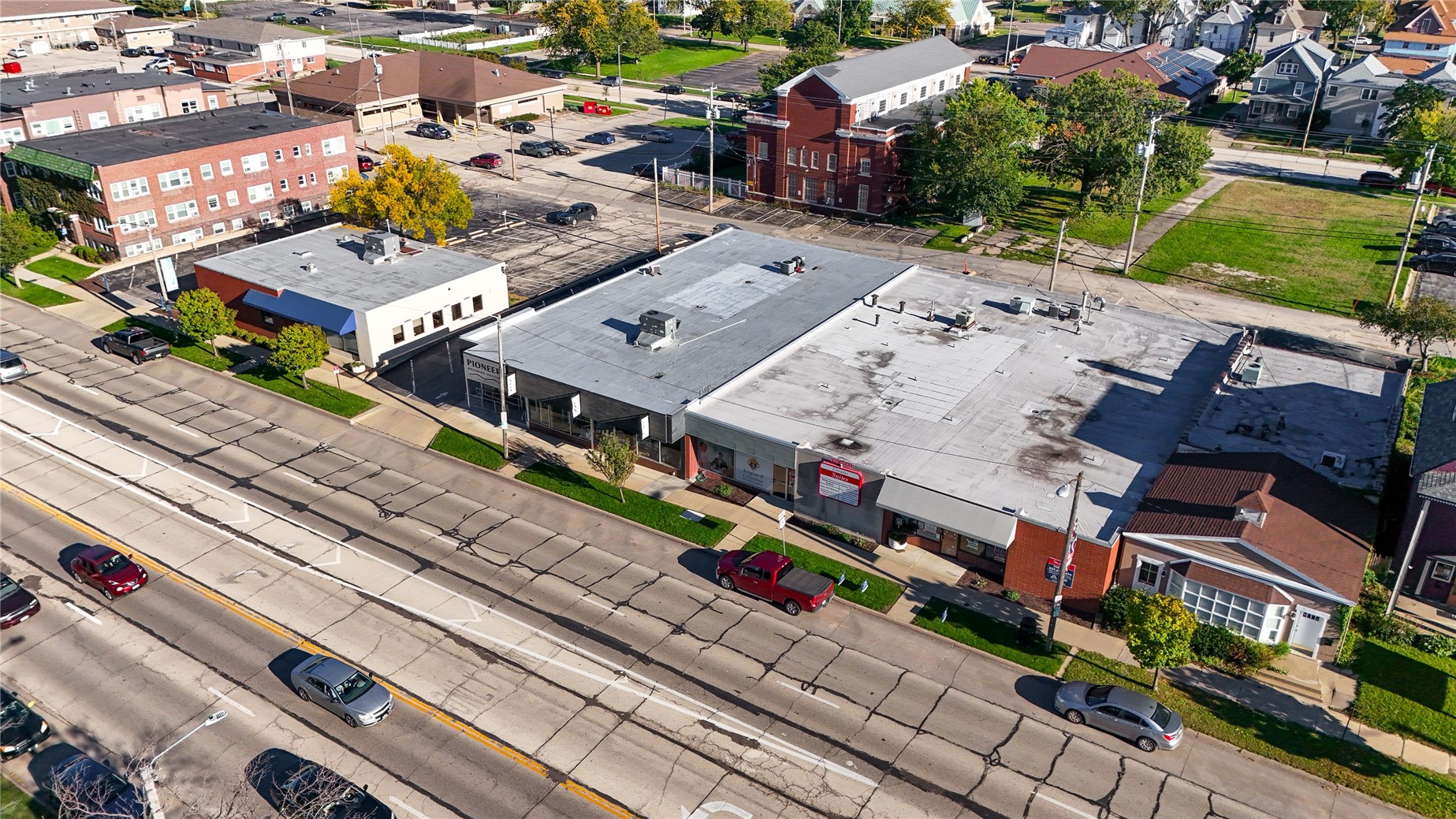 1229 1st Avenue SE Cedar Rapids IA 52403