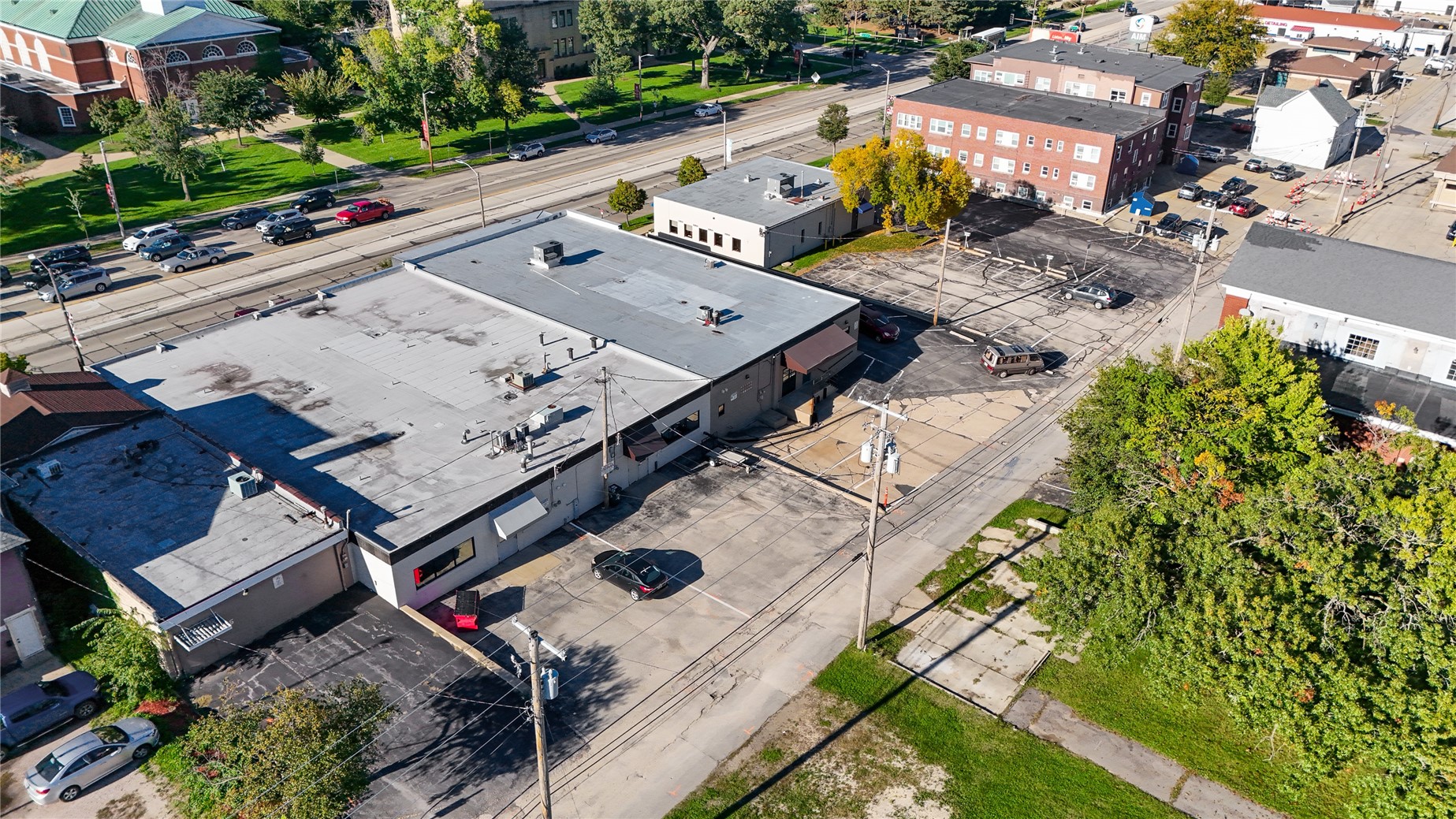 1229 1st Avenue SE Cedar Rapids IA 52403
