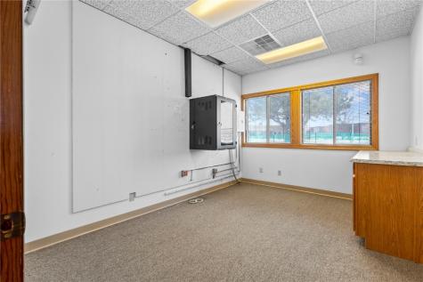 1241 Park Place NE Cedar Rapids IA 52402