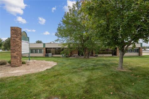 1241 Park Place NE Cedar Rapids IA 52402