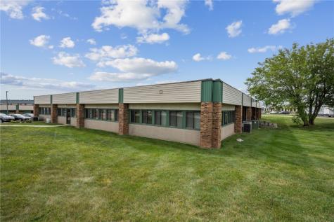 1241 Park Place NE Cedar Rapids IA 52402