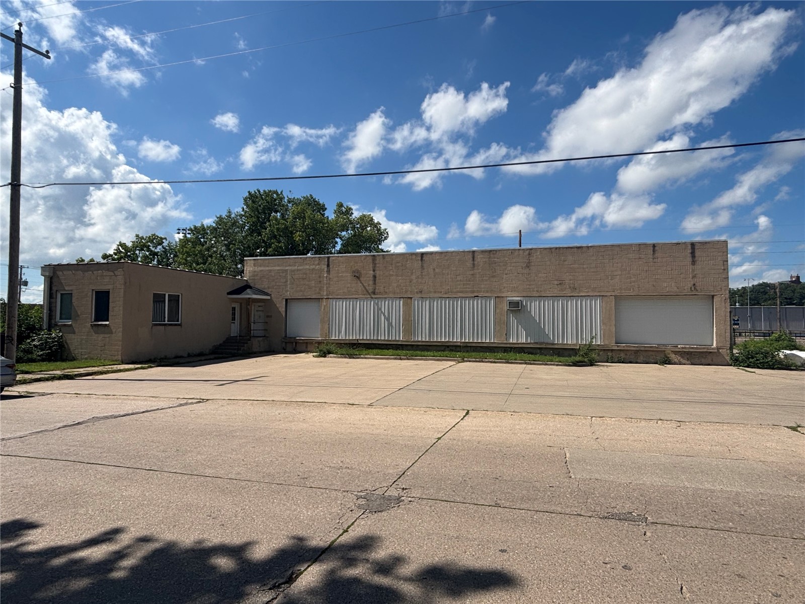 1814 E Avenue NE Cedar Rapids IA 52402