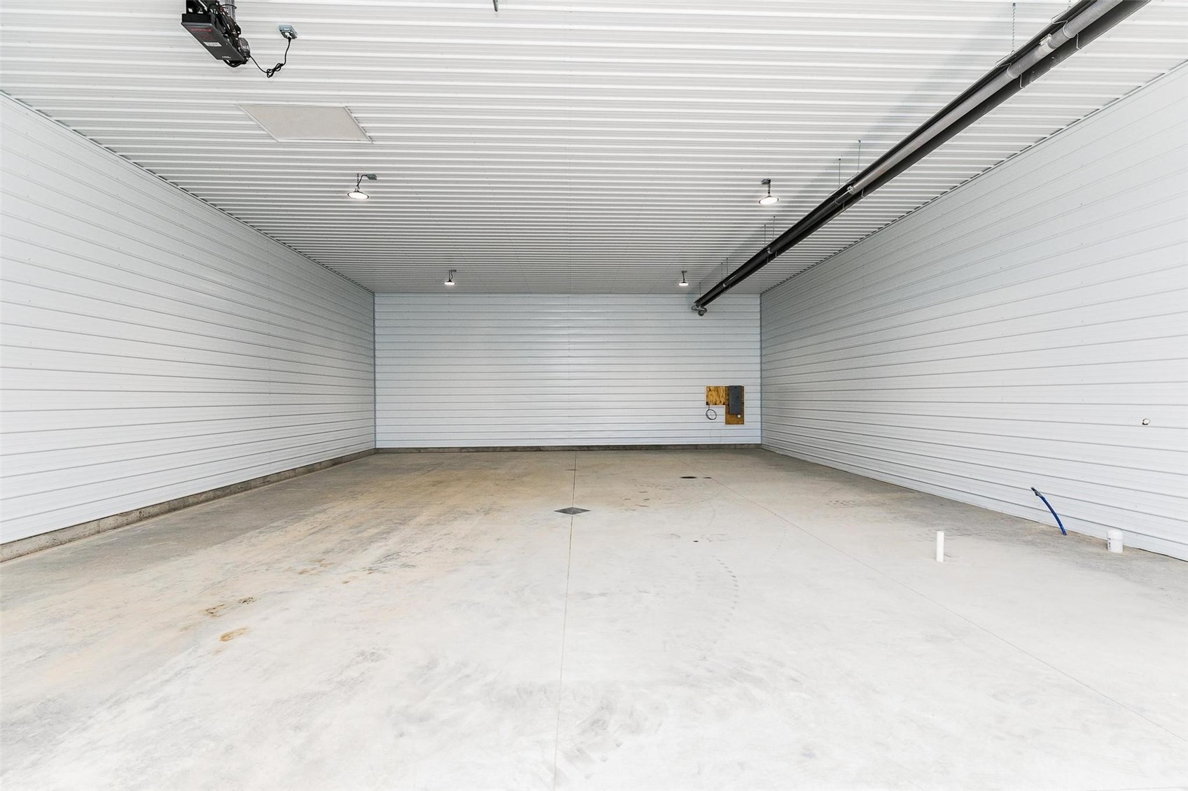 31 Dale Lee Drive Palo IA 52324