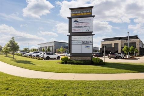 4201 42nd Street Cedar Rapids IA 52402