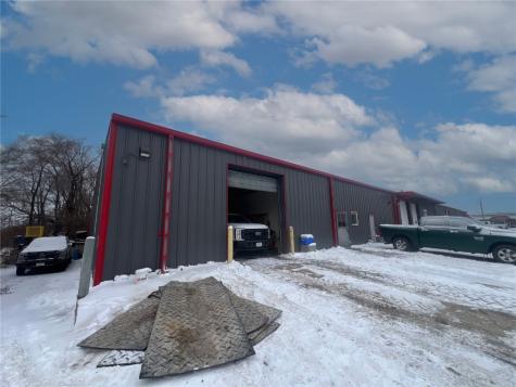 1901 16th Avenue SW Cedar Rapids IA 52404