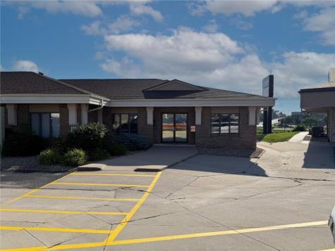 2337 Blairs Ferry Road NE Cedar Rapids IA 52402