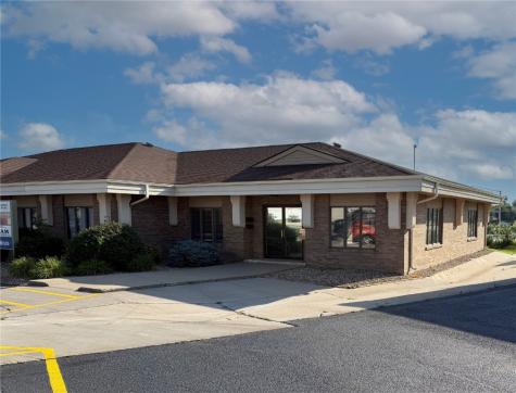 2337 Blairs Ferry Road NE Cedar Rapids IA 52402