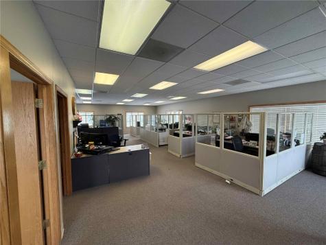 2337 Blairs Ferry Road NE Cedar Rapids IA 52402